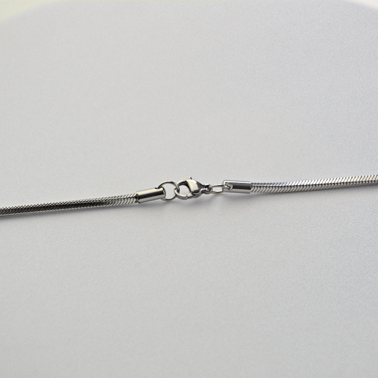 Lobster clasp, mens 2mm snake chain.